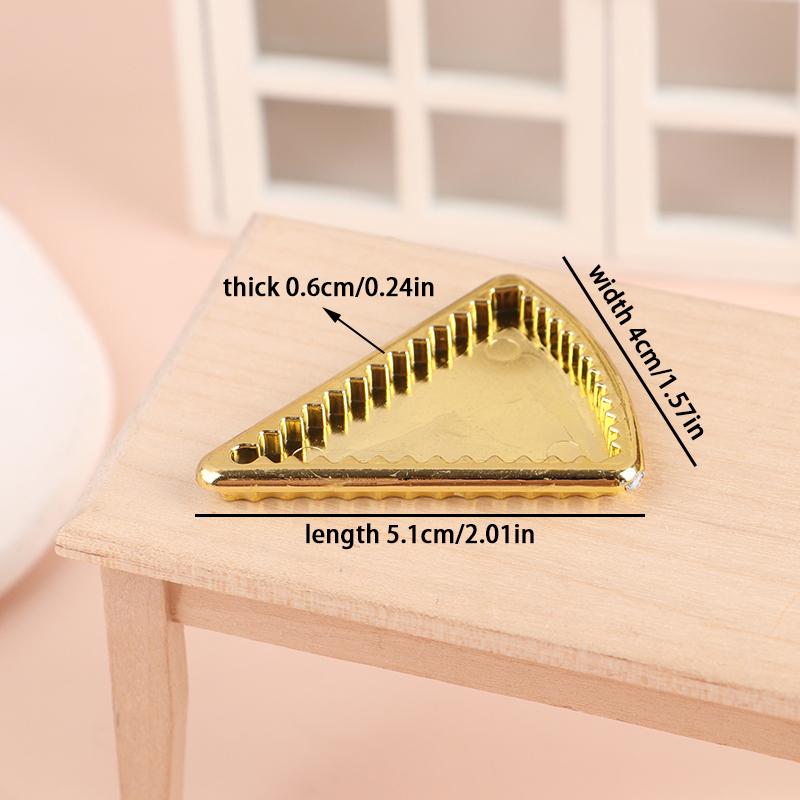 1/12 Dollhouse Golden Dish Tray Model Dollhouse Miniature Kitchen Food Plates Dolls House Decoration Accessories