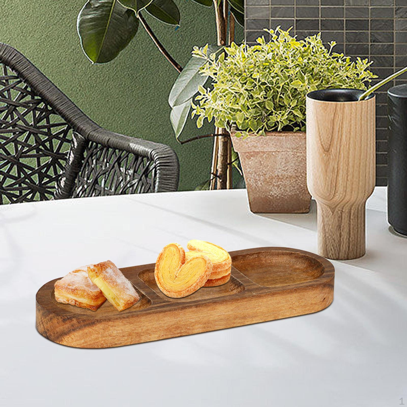 

Элегантный деревянный сервировочный поднос с отделениями для приема гостей