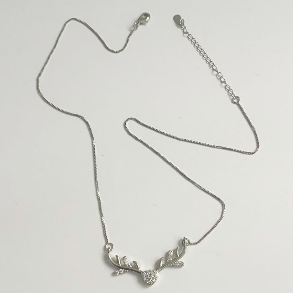 Korean Style Elegant Deer Antler Heart Necklace for Women with Shiny Zirconia