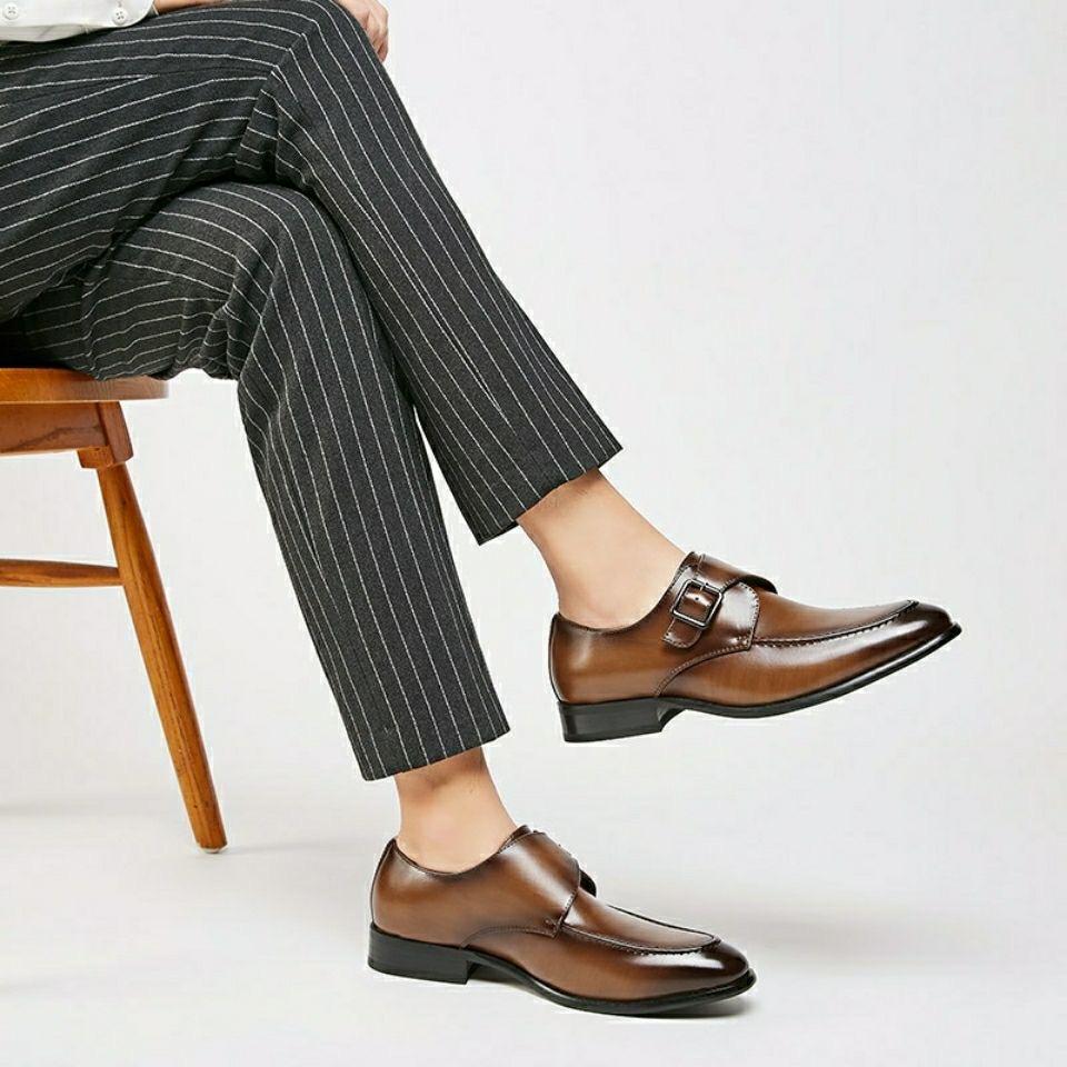 2024 New British Buckle Slip-On Business Formal Leather Shoes Men's Gentleman Dress Loafers Breathable Tide Shoes Size 39-45