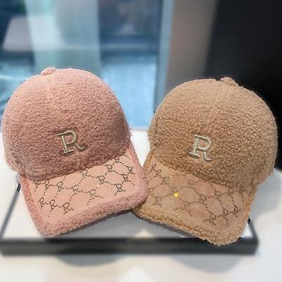 2025 Autumn/Winter Women's Lamb Fashion Baseball Cap - Adjustable, Fleece-Lined, Casual, Versatile Hat