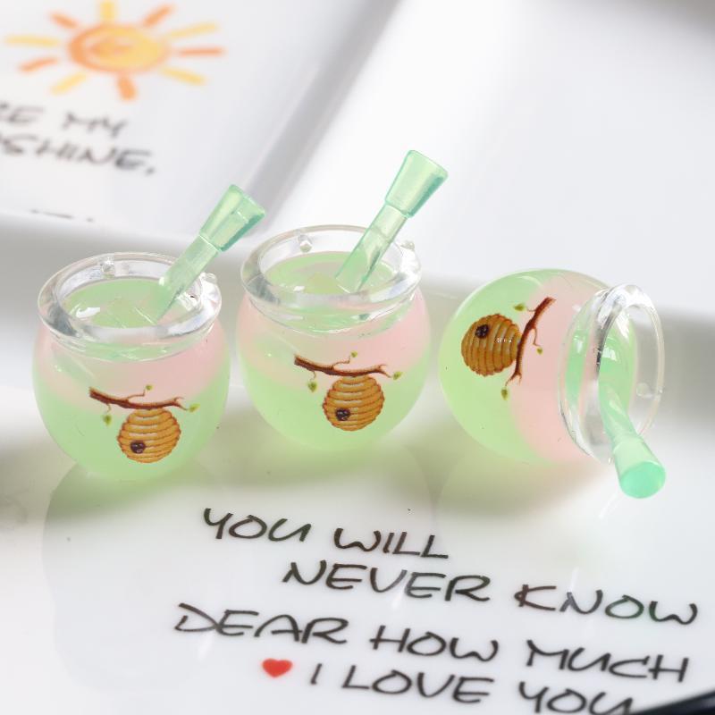 Breloc Borcan de Miere cu Gradient Luminos: Accesorii Pandantiv Copilărești cu Design Cupă 3D pentru Lanțuri de Telefon DIY