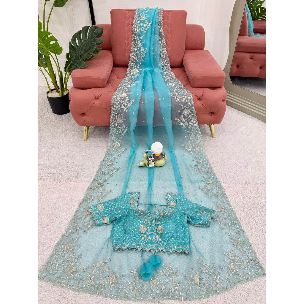 Perfect for parties, festive wear & classy evening events saree