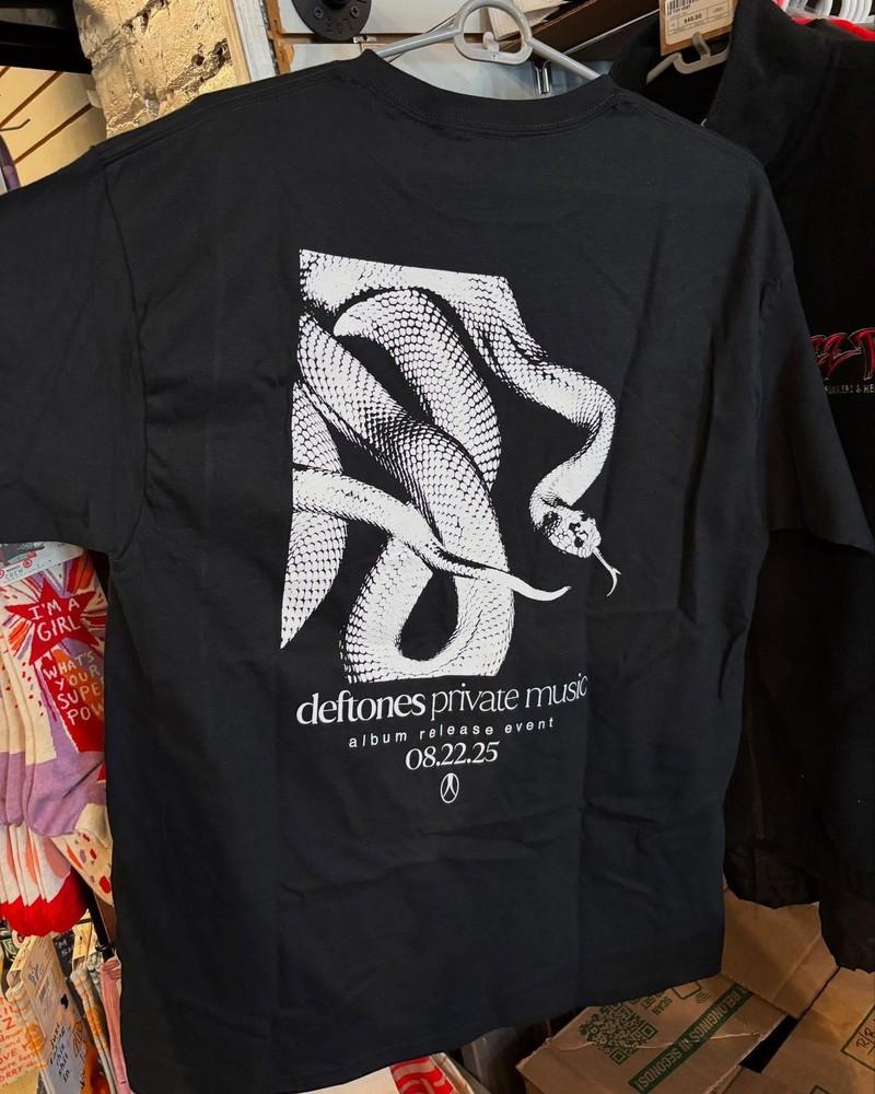 

Deftones Приватний Музичний Альбом Подія Випуску Футболка S-5XL Comfort Colors Фанмейд Унісекс Футболка XXXL