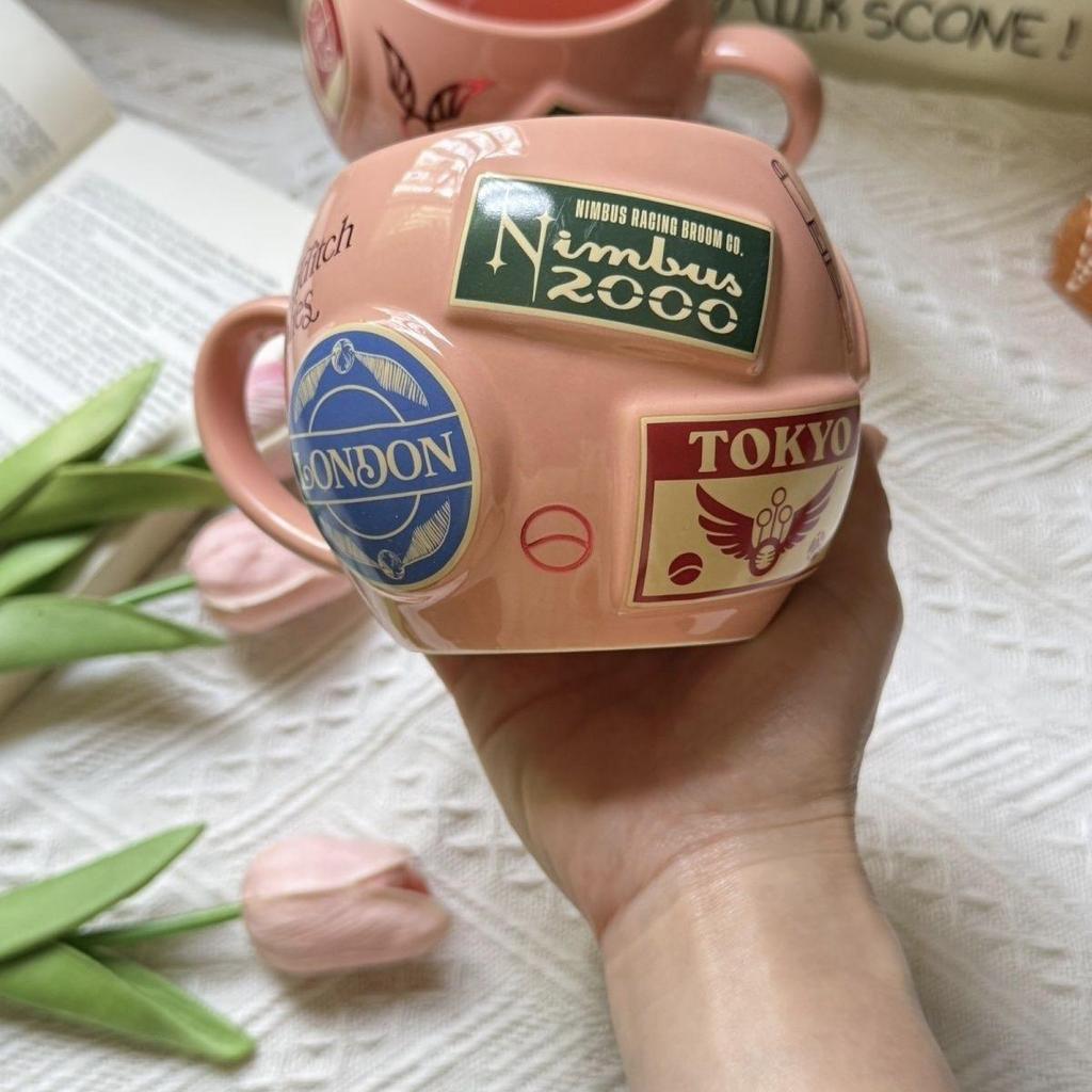 Collector's Gift: Classic Harry Potter Hogwarts Ceramic Coffee Mug