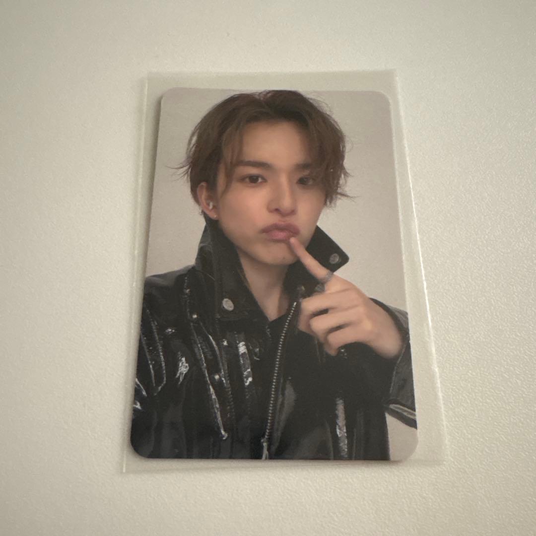 [USED] TREASURE Asahi NEW WAV MAKESTAR Bonus Trading Card Lowest Price