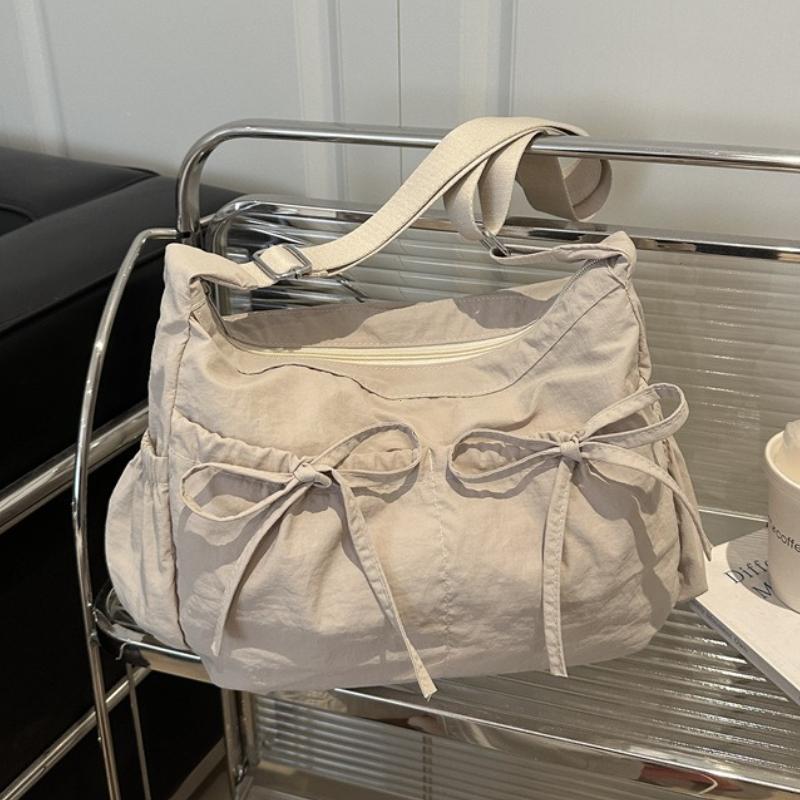 Fashion Commuter Pleated Shoulder Bag Casual Lightweight Tote Bag Korean Style Versatile Handbag