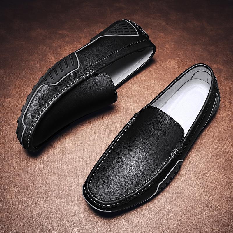 Sommer Neueste Herren Slipper Bequeme Echtleder Flats Freizeitschuhe Herren Atmungsaktive Slip-On Weiche Fahrschuhe Mokassins 2022