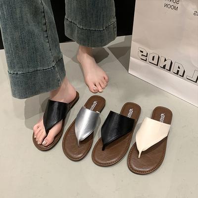French Soft-soled Clip-toe Flip-flops Women's Summer Wear New Beach Vacation Fashion Flat Sandals Shoes