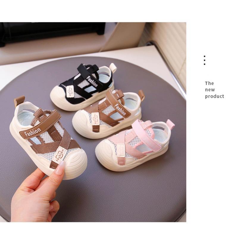 Sandalias para niños nuevo verano niños baotou casual hueco zapatos de playa niños medianos deportivos zapatos de bebé moda