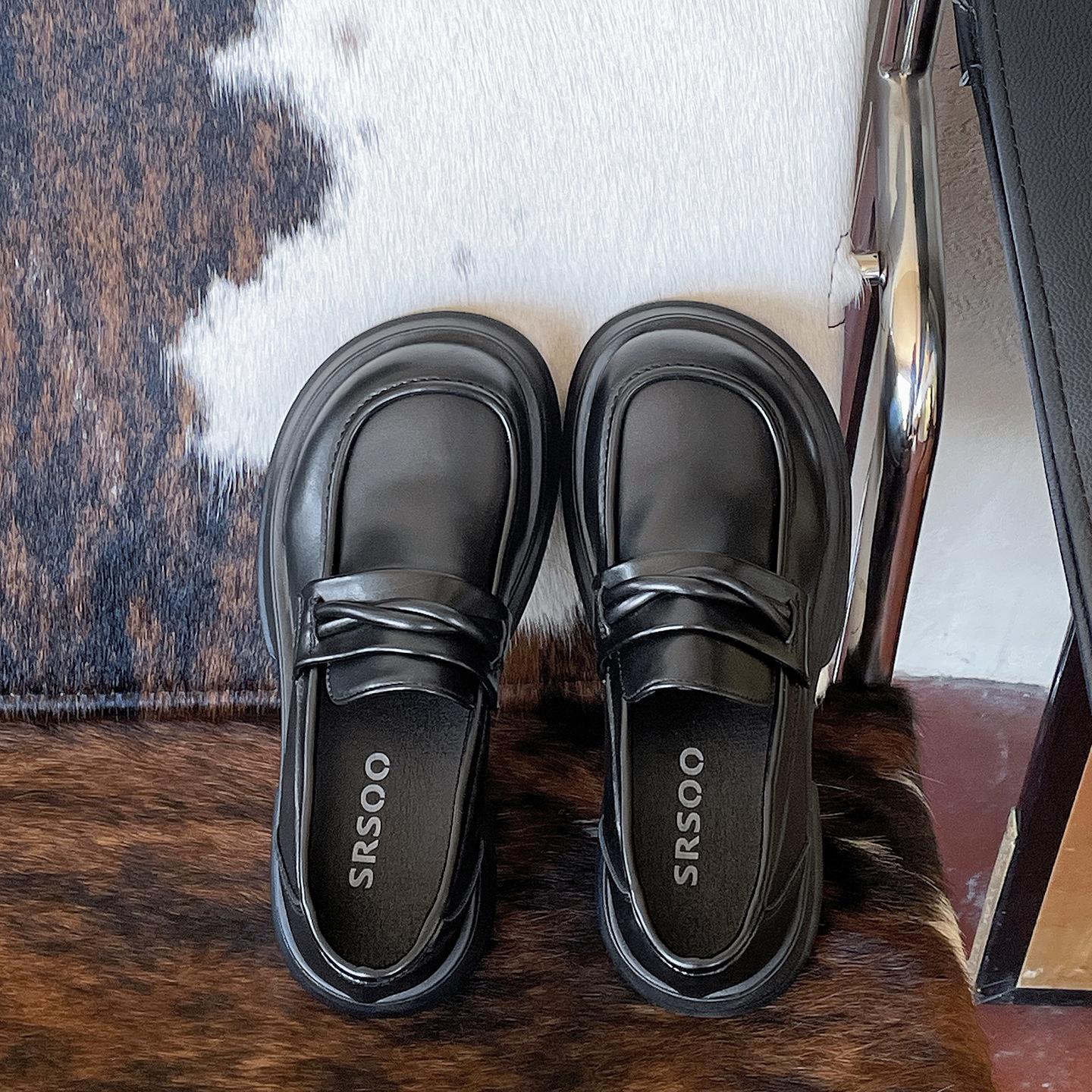 

Retro black British style platform jk small leather shoes women s 2025 new autumn with skirt versatile love single shoes 40 чорний