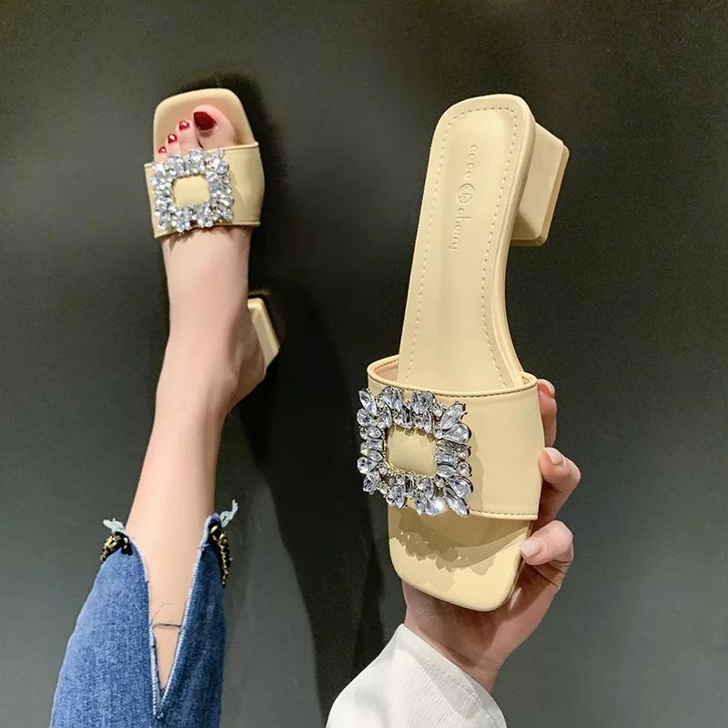 Fashion Slippers Women Luxury Rhiestone Ladies Flat Beach Shoes for Women Design Slide Female Slides Woman 2024 Summer Slipper Shoe