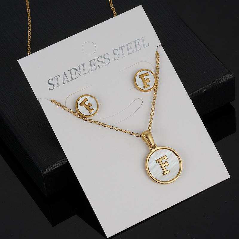 18K Gold-Plated Stainless Steel Alphabet Necklace Set: Cross-Border Women’s 26-Letter Round Shell Pendant