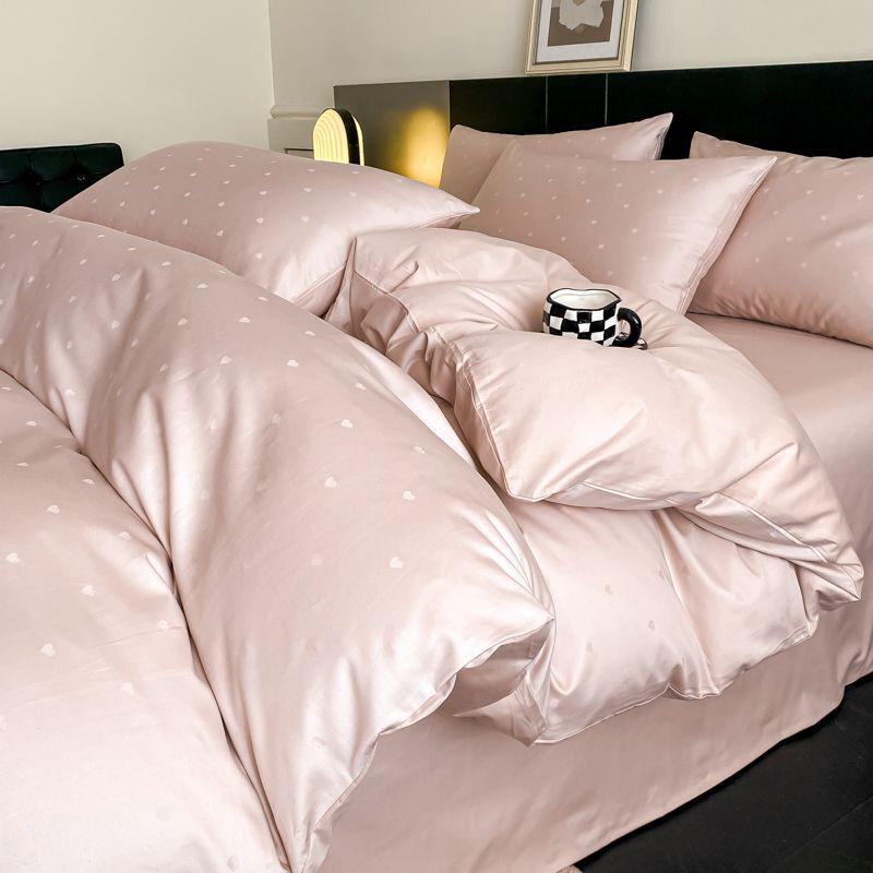 G5Z Light Luxury 200-Count Long-Staple Cotton Jacquard Bedding Set: Includes Duvet Cover, Bed Sheet, and Fitted Sheet.