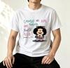 Mafalda Fan Geschenk T-Shirt Vintage Comic-Strip Hintergrund Grafik Unisex Weiche Baumwolle Rundhals Lässige Tägliche Oberteile