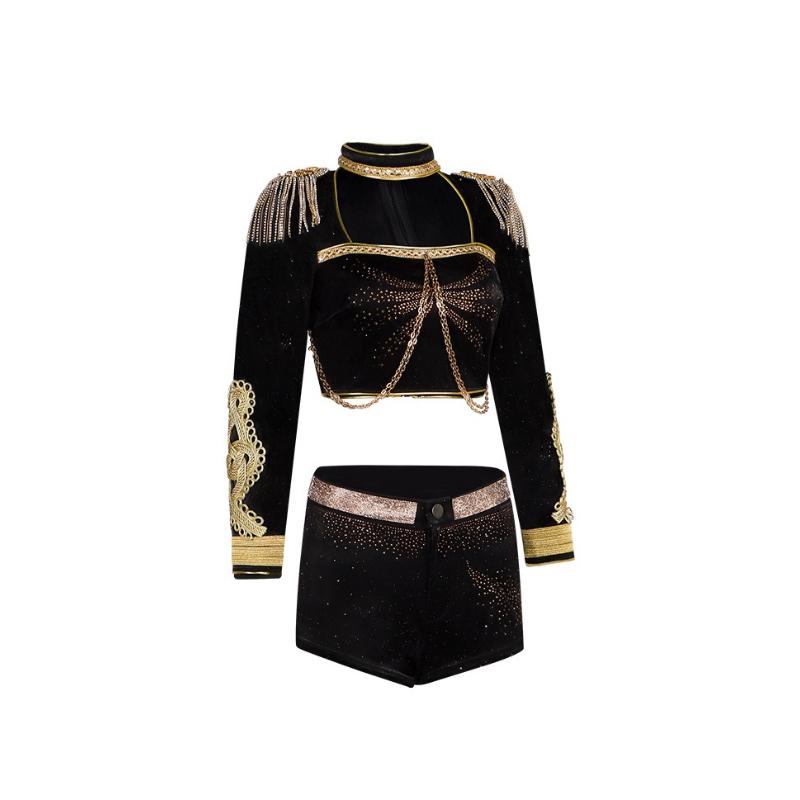 Completo da Performance Stage Kpop da Donna, Giacca Nera con Ricami Dorati con Set di Pantaloncini a Gonna Pieghettata, Costume da Idol Scintillante con Strass per Concerto, Tuta da Ballo