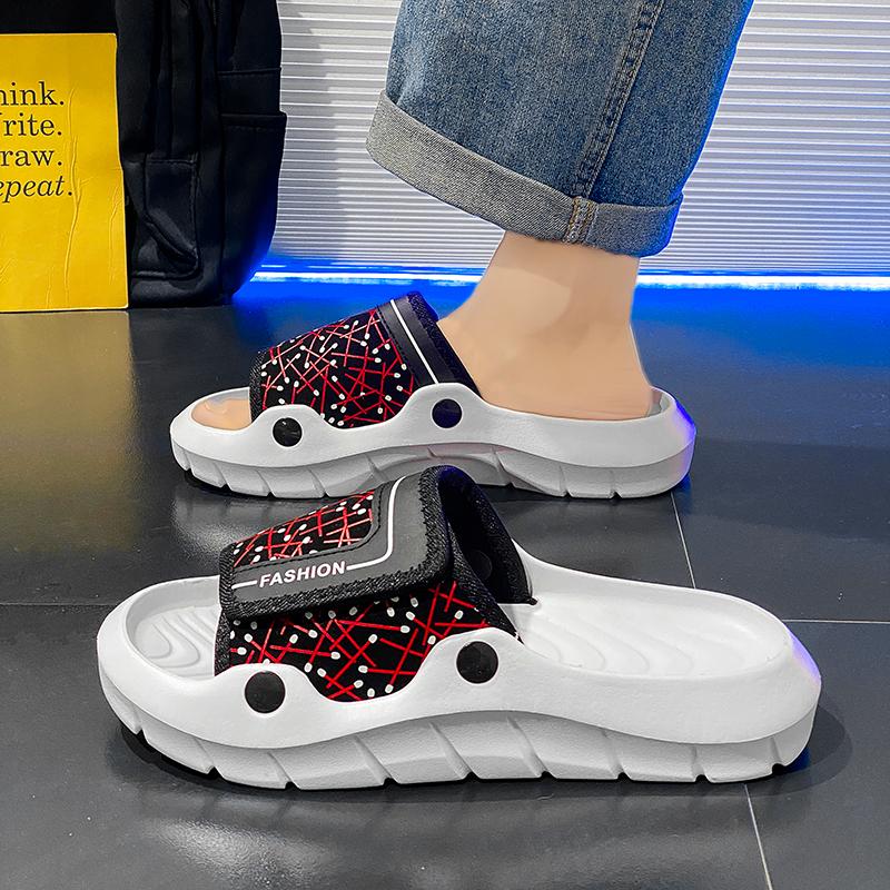 Men's and Women's Sandals New Large EVA Platform Slippers Men's Beach Shoes Light Fashion Casual Punk Sandals Men's Shoes Slides