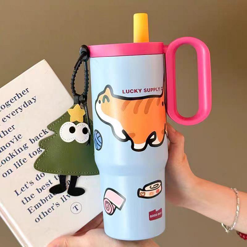 Twilight Ice Shield Insulated Cup, Large Capacity Stainless Steel Water Bottle for Men and Women, Customizable Design.