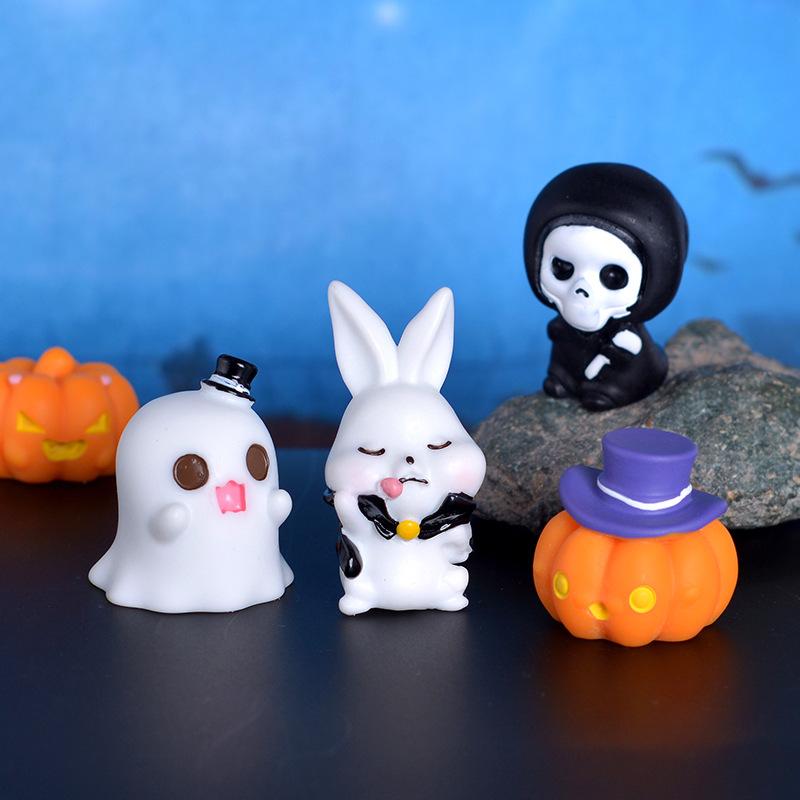 The "Ghost of Death" Series of Small Bonsai Ornaments Mini and Cute Little Rabbit Ghost Ornaments