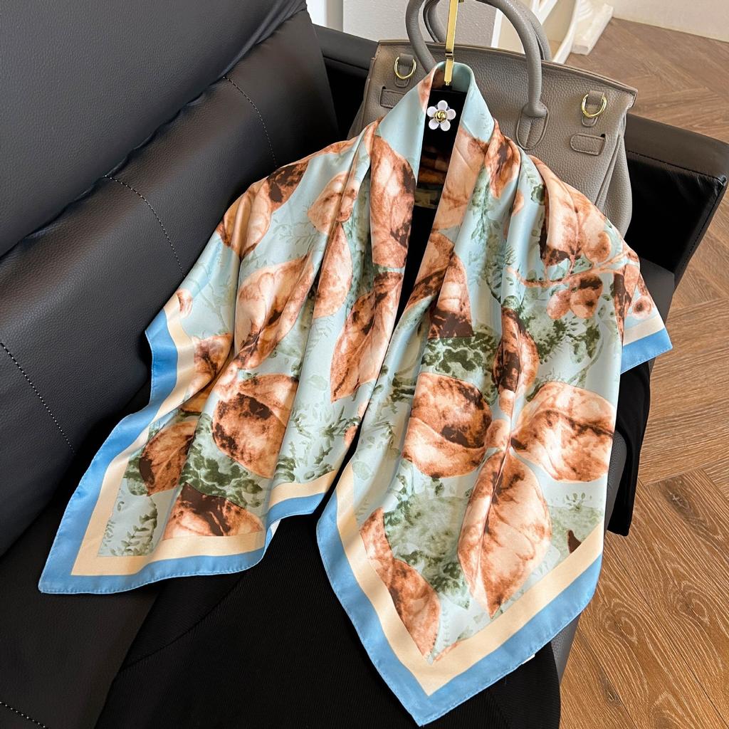 Large square scarf silk scarf women's new versatile spring and autumn winter high-end mother scarf shawl with shirt