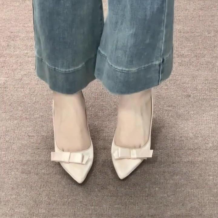 

Banquet bride shoes children satin light mouth thin heel not tired feet beautiful temperament high heels women 2025 autumn new 34 абрикосовый