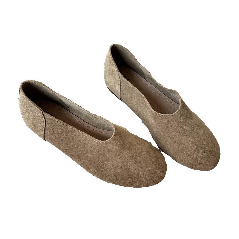 Retro Grandma Shoes Women's 2025 Spring and Summer New Flat-bottomed Soft-soled Lazy One-pedal Doudou Shoes Single Shoes with Skirts