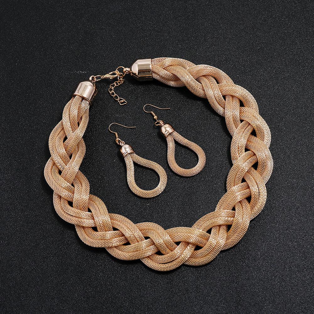 Style Necklace European And Earrings Jewelry Set With Geometric Design For Women