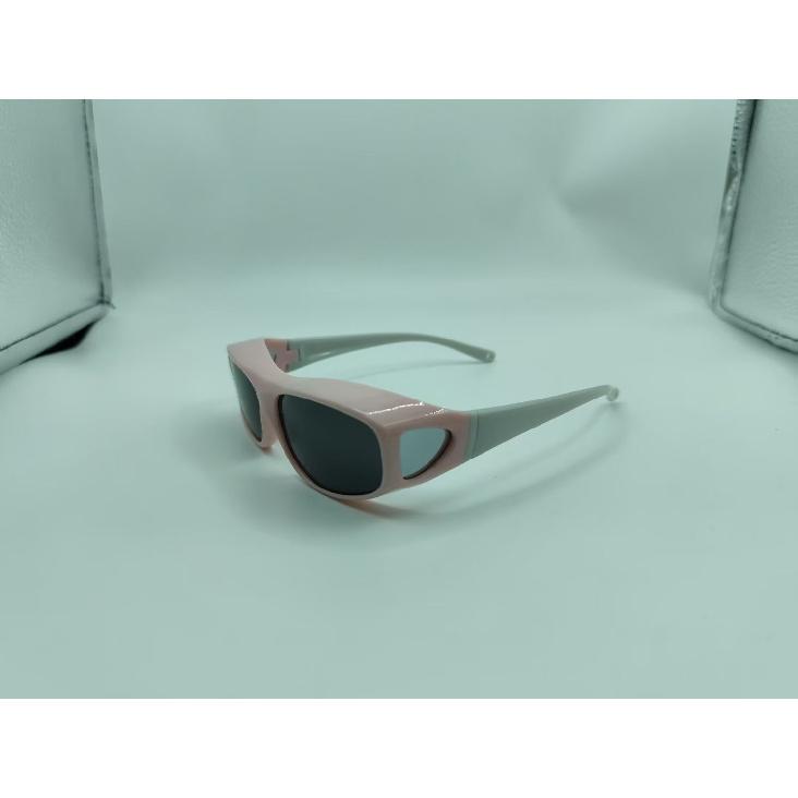 

New children s polarized sunglasses, dual-purpose, sun protection and UV protection, can be worn over prescription glasses or worn alone Gray розовый