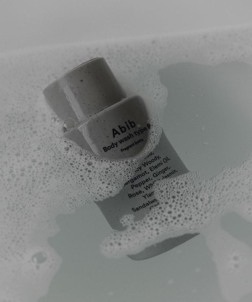 Body Wash Type R Fragrant Bottle 300ml