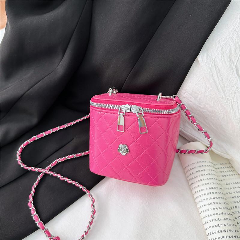 Girls Trendy Quilted Chain Crossbody Bag Lightweight Versatile Childfriendly Pure Color Small Purse For Use Everyday
