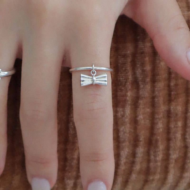 OudStudio Bow Charm Ring