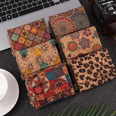 Portafoglio corto con motivo floreale retrò Pochette stile etnico Borsa per cellulare Portamonete pieghevole con scomparti per carte