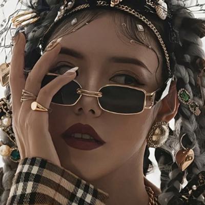 Nicht polarisierte Trendige Punk Quadratische Sonnenbrille Vollrand Fahrbrille Kleine Rechteckige Sonnenbrille