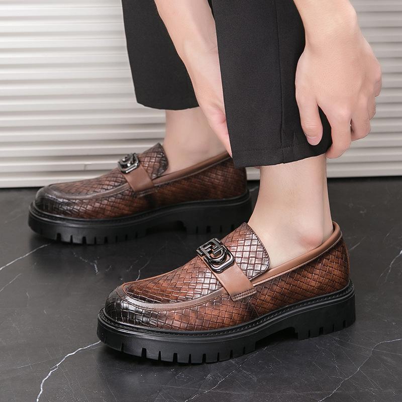 

New leather men s shoes platform business leather shoes fashion trend one pedal leather shoes manufacturer one piece 2025 45
