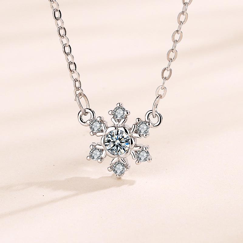 

S925 Sterling Silver Snowflake Pendant Necklace with Diamond Inlay - Women s Versatile Christmas Gift Jewelry 925 Silver