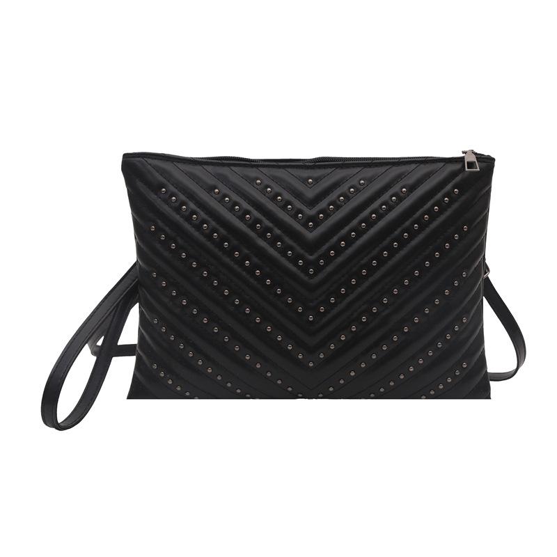 

Trendy bag women s envelope bag autumn new fashion rivet embroidered thread bag shoulder messenger bag чёрный