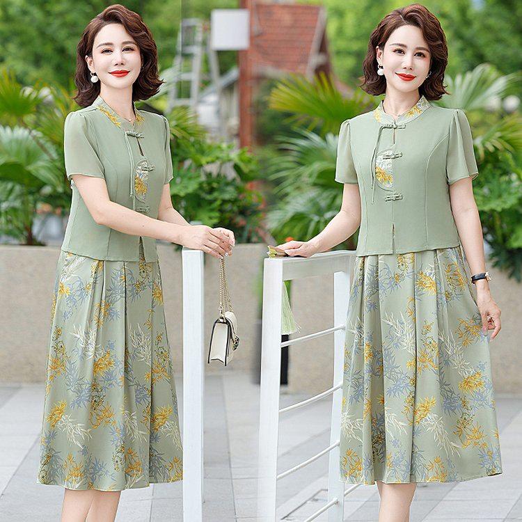 Elegant Summer Dress for Women 2026: Short Sleeve, Slimming Printed Skirt for Middle-Aged and Elderly Moms