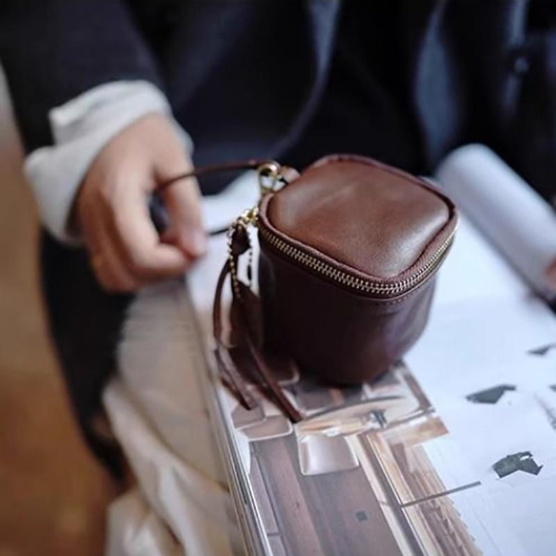 High Quality Minimalist Vegetable Tanned Cowhide Leather Mini Portable Lipstick Bag Coin & Card Holder Square Bag