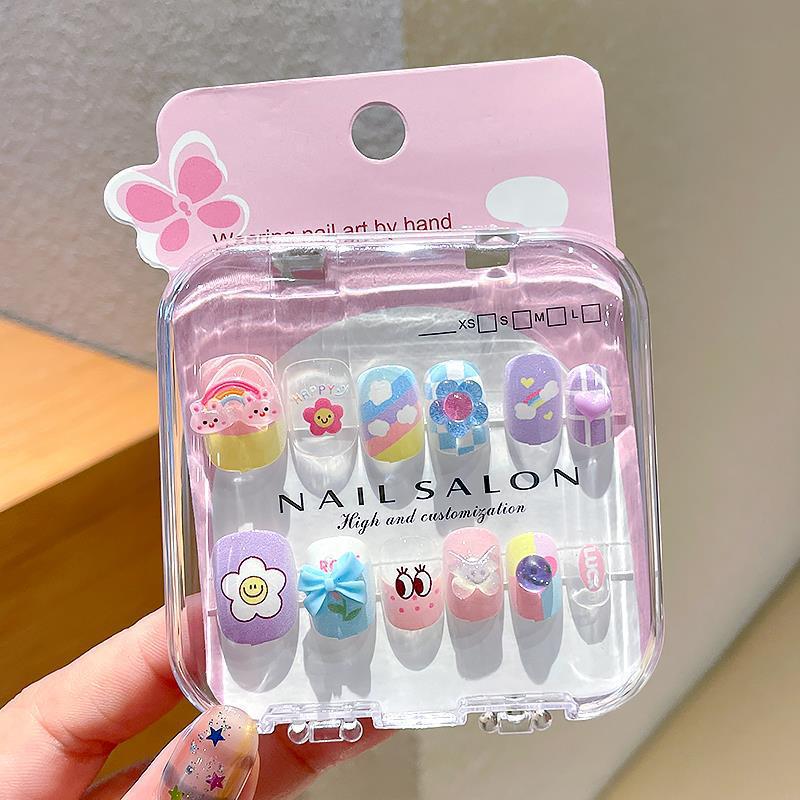 Cartoon Children's Wearable Nail Art Patches - Sweet and Cool Styled False Nails for a High-End Manicure