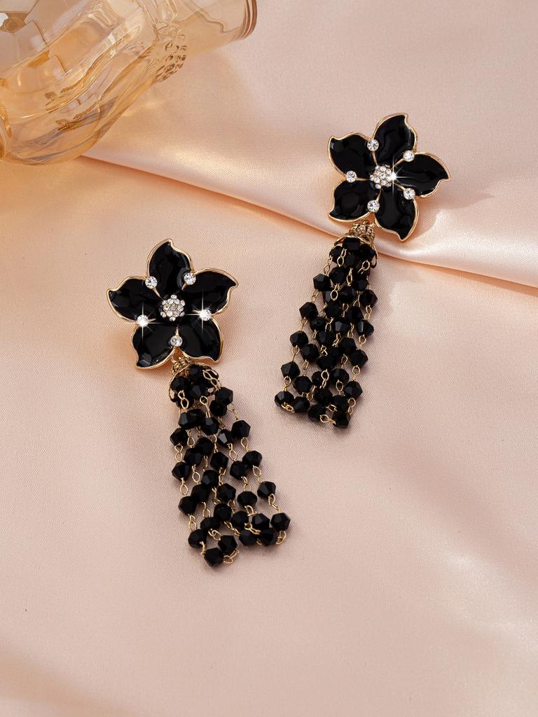 Eleganti Orecchini da Donna Versatili Estivi, Lusso Leggero, di Fascia Alta, Design con Nappa a Fiore a Cinque Petali e Nappa a Goccia Nera
