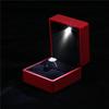 Moderne LED-beleuchtete Aufbewahrungsbox Schmuckvitrine Geschenk Rot