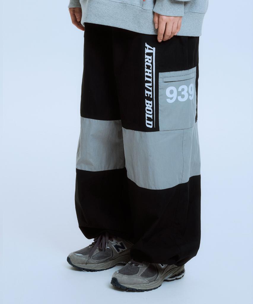 Akaibeuboldeu 939 Racing Panel Padded Pants (Black)