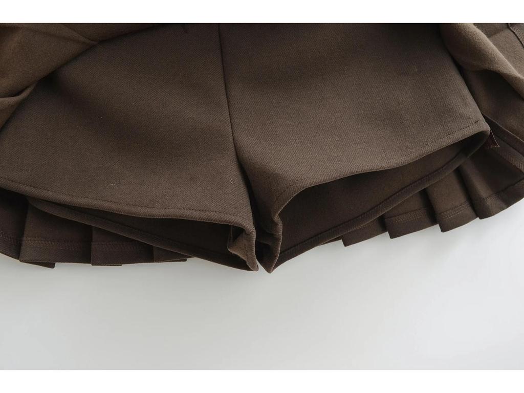 2026 New College Style Spicy Pleated High-Waisted Mini Skirt with Sexy Slit and Anti-Exposure Design