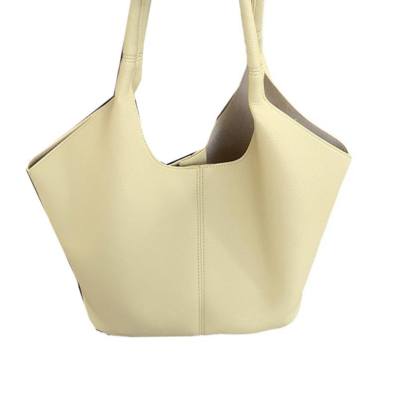 Korean Version of Large-capacity Underarm Bag Women's Bag 2025 New Summer Vegetable Basket Bag Soft Surface Simple Shoulder Tote Bag
