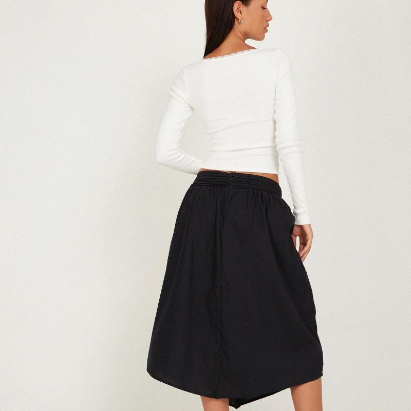 European and American early spring fashion sexy U-neck solid color exposed navel ribbed top