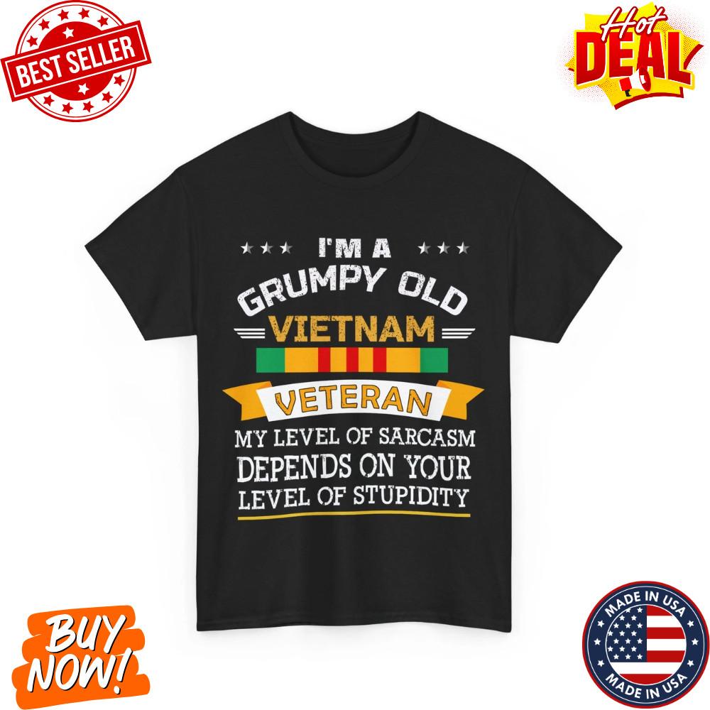 Veterans Day Shirt – Grumpy Old Vietnam Veteran Dad T-Shirt for Men Size S-5XL Unisex T-Shirt S
