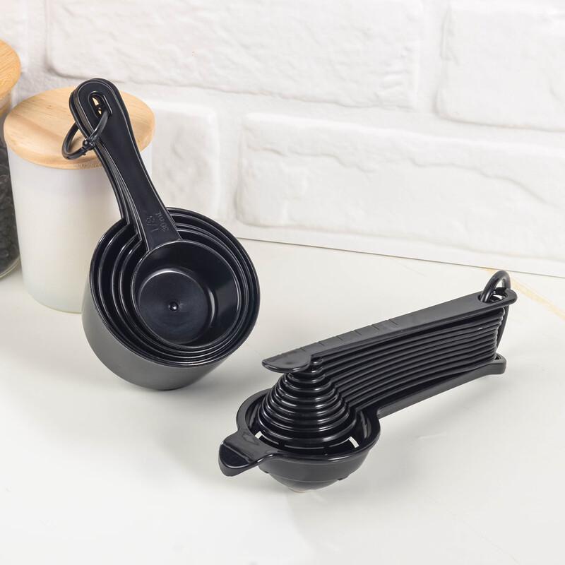 MDNG Plastic Measuring Spoons and Cups Set