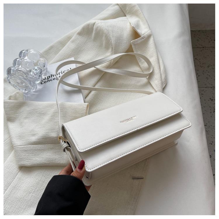 

2025 new fashion ins niche underarm bag high-end simple temperament one-shoulder crossbody bag small square bag off білий колір
