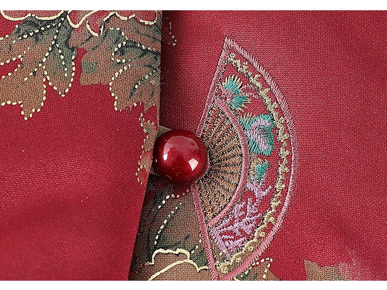 Grandma Winter Cotton Jacket: Stylish Women's Chinese-Style Velvet-Enhanced Coat for Elderly Moms