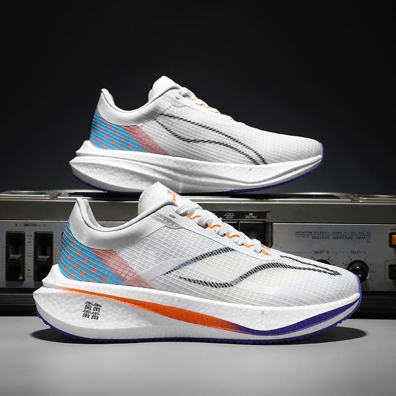 Running Shoes for Men and Women, Lightweight Breathable Sports Shoes, Shock-Absorbing Racing Carbon Plate Running Shoes